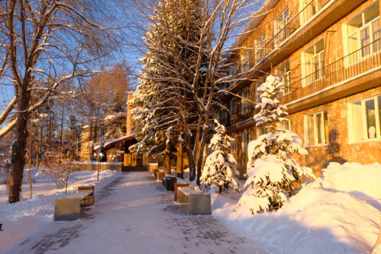 Hotel Edem Oriechowo-Zujewo Zewnętrze zdjęcie