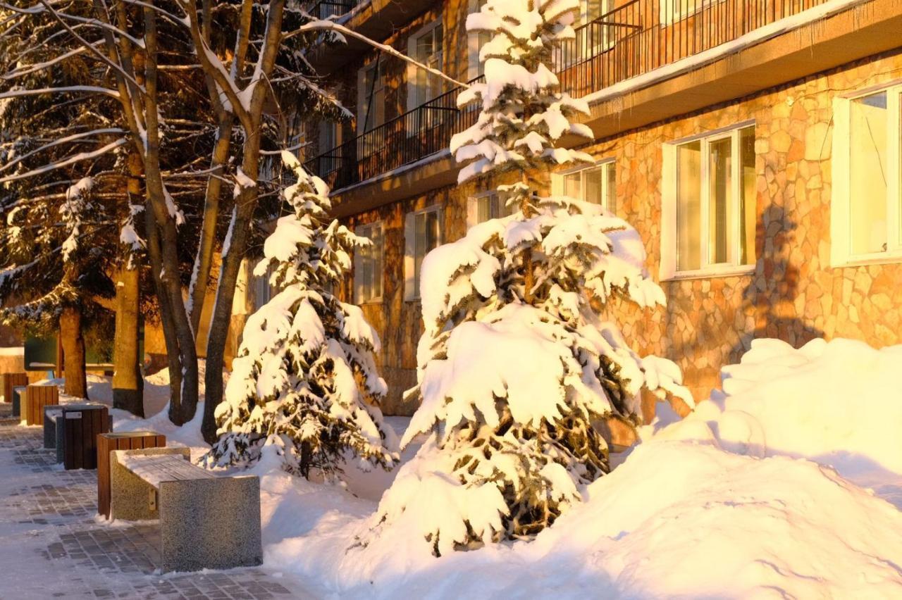 Hotel Edem Oriechowo-Zujewo Zewnętrze zdjęcie